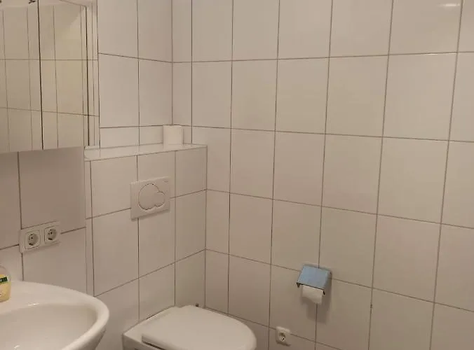 Ruhiges Mit Kueche Und Balkon, Marktplatz Lägenhet Offenbach am Main