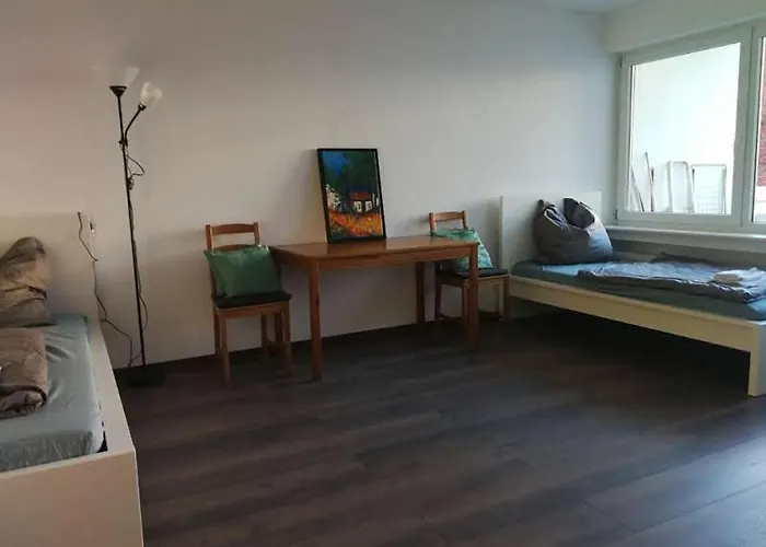 Ruhiges Mit Kueche Und Balkon, Marktplatz Lägenhet Offenbach am Main