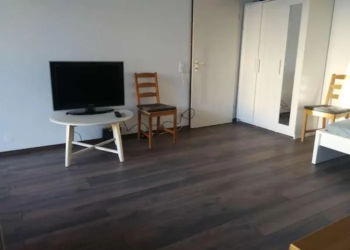 Ruhiges Mit Kueche Und Balkon, Marktplatz *